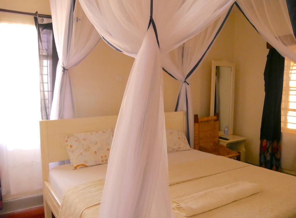 Hotel Acacia City Καμπάλα Εξωτερικό φωτογραφία