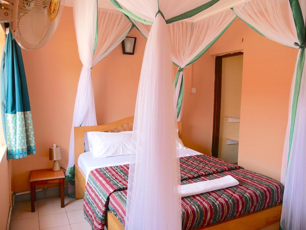 Hotel Acacia City Καμπάλα Εξωτερικό φωτογραφία