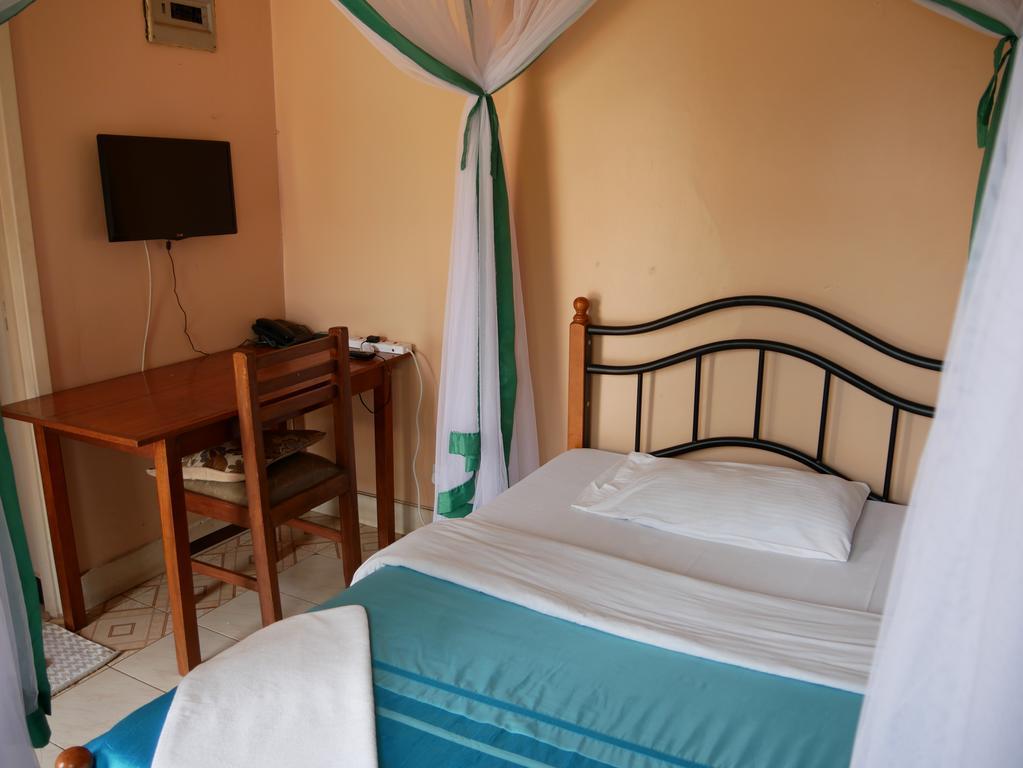 Hotel Acacia City Καμπάλα Εξωτερικό φωτογραφία